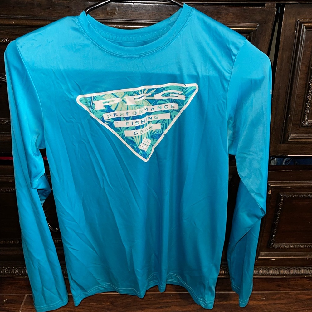 Kids Columbia long sleeve shirt size L